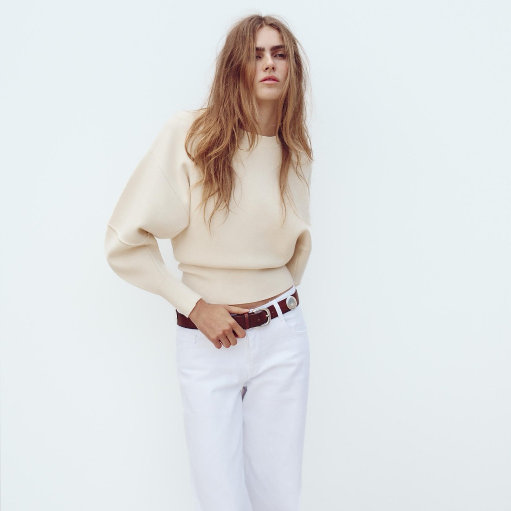 Zara Plain Knit Sweater With Fitted Hem - S